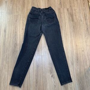 Vintage Lee Made in USA Dark Wash High Rise Jeans 27x34 Long